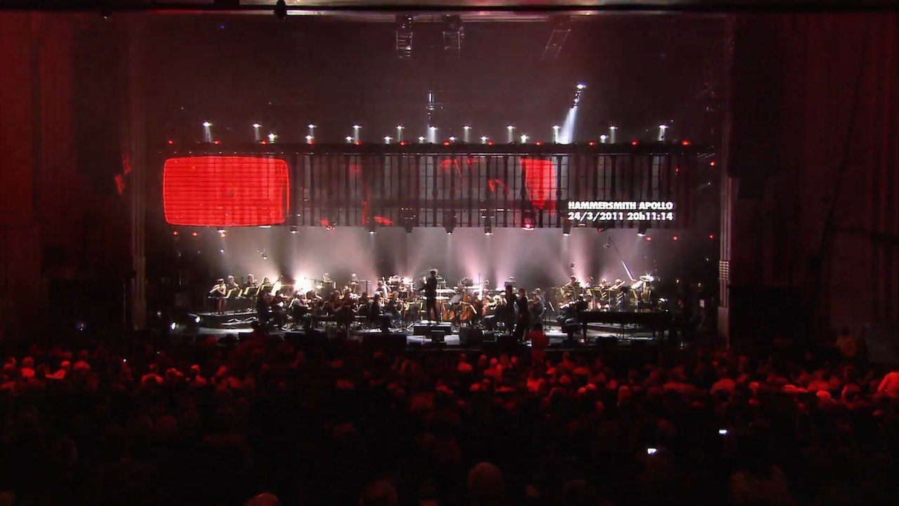 Backdrop for Peter Gabriel: New Blood, Live in London