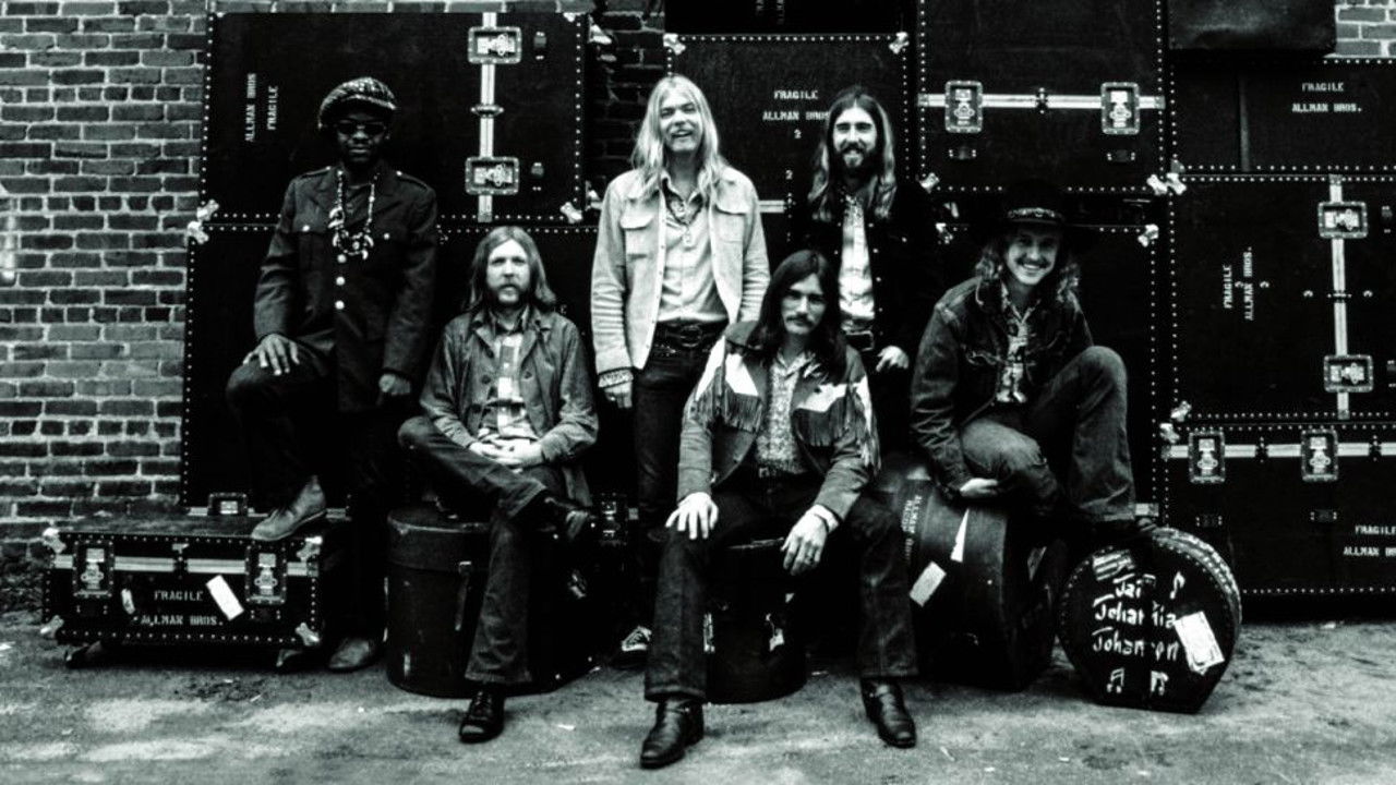 Backdrop for The Allman Brothers Band - The 1971 Fillmore East Recordings