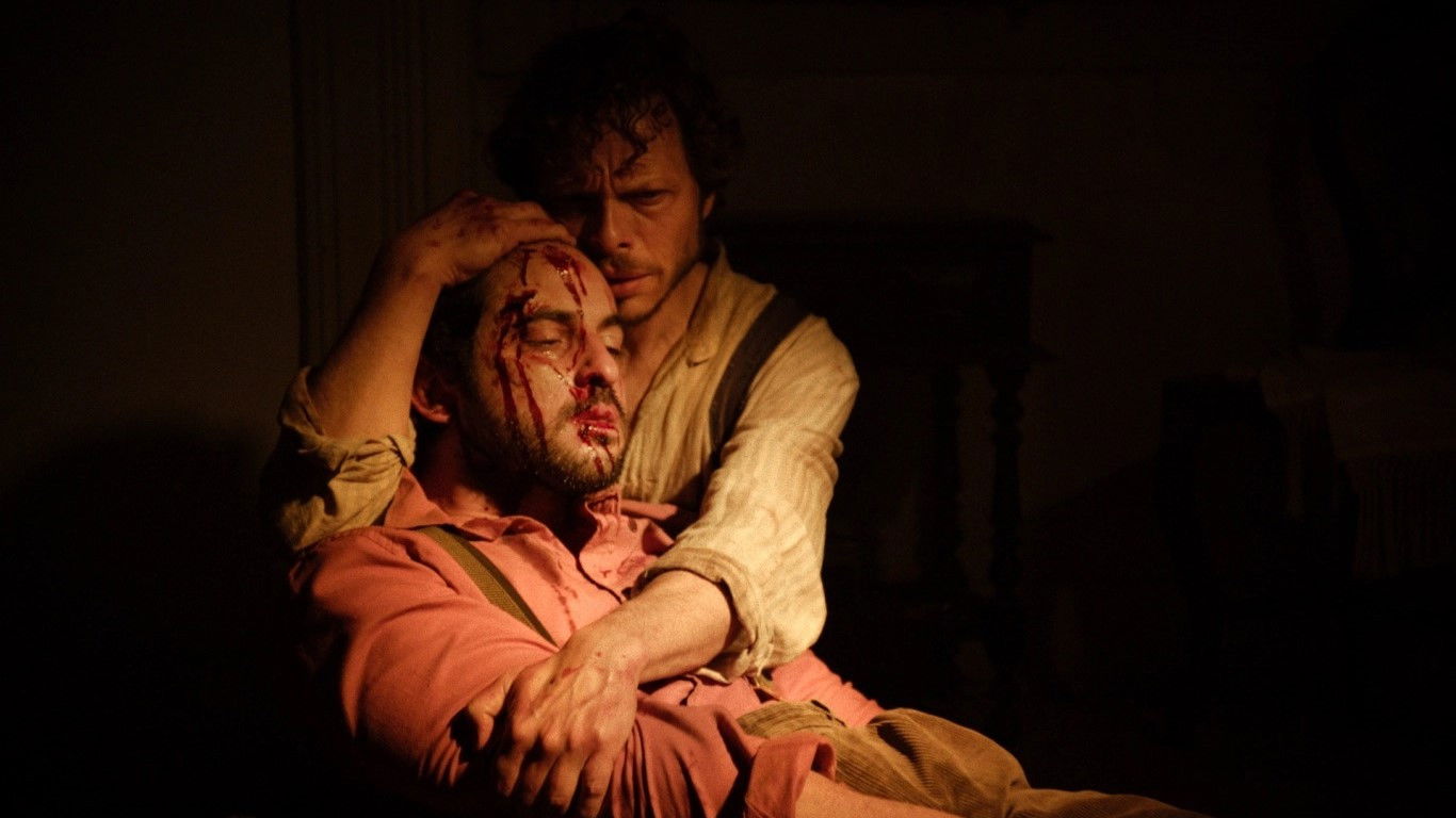 Backdrop for Os Terríveis