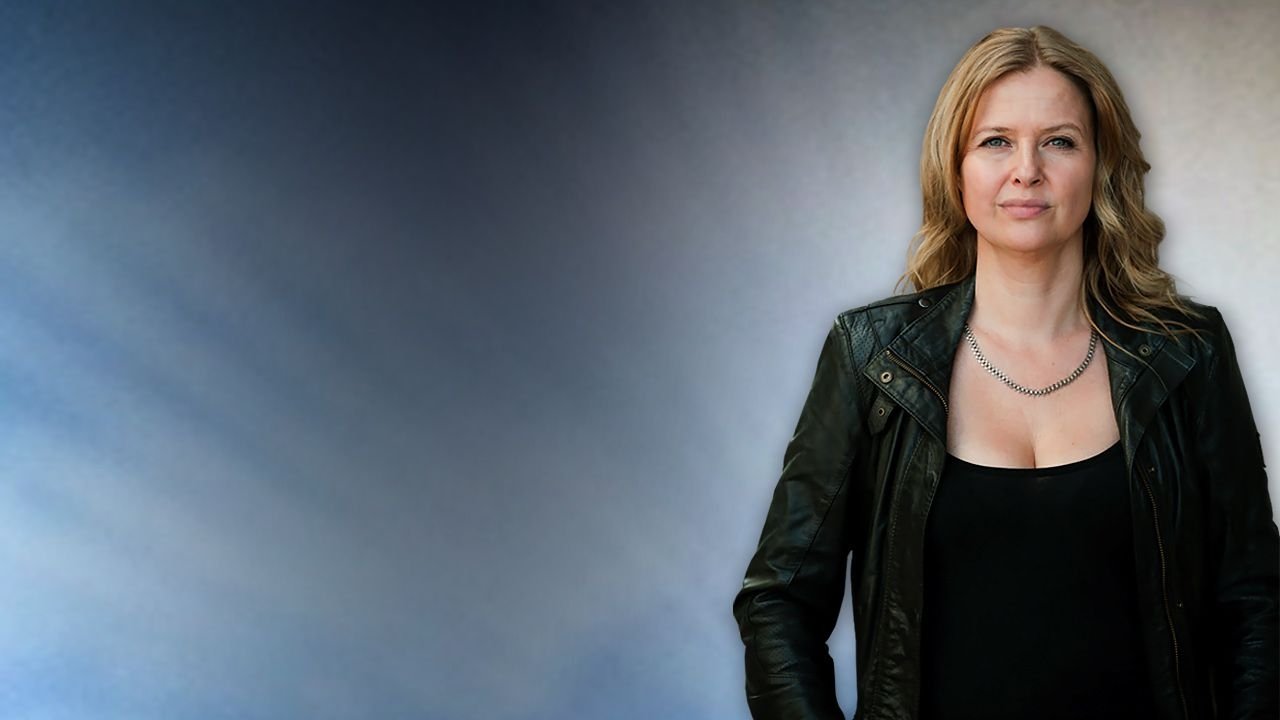 Backdrop for Die Chefin