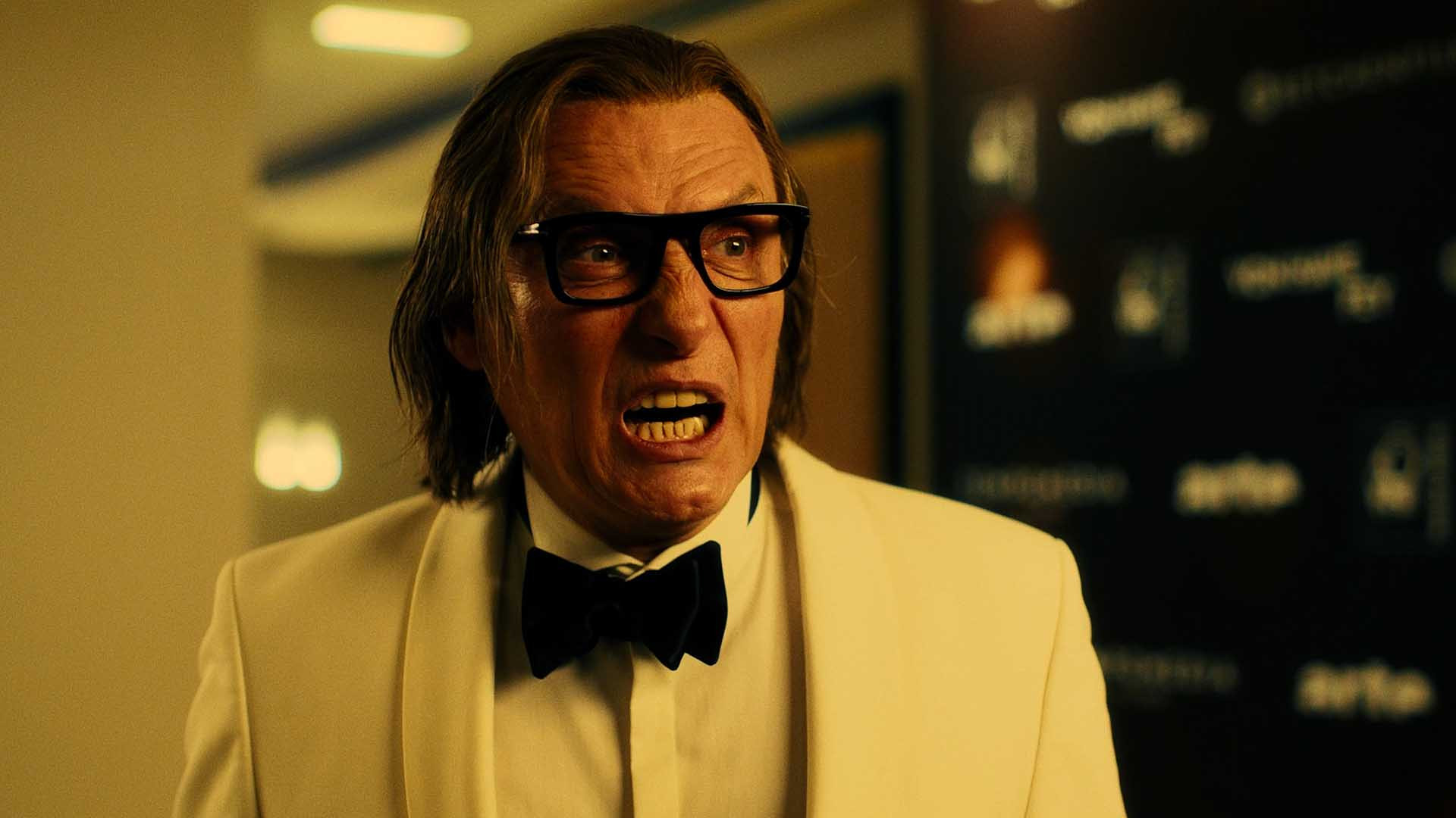 Backdrop for Bad Director