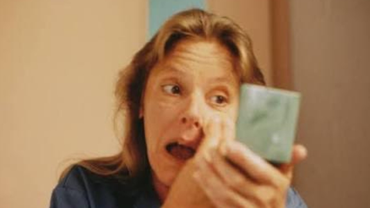 Backdrop for Aileen: Queen of the Serial Killers