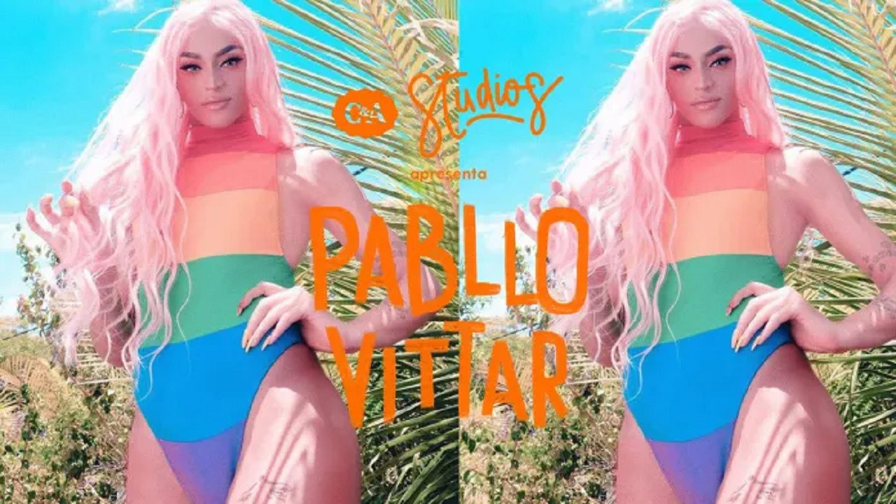 Backdrop for Pabllo Vittar Pocket Show C&A ao vivo na Rua Augusta