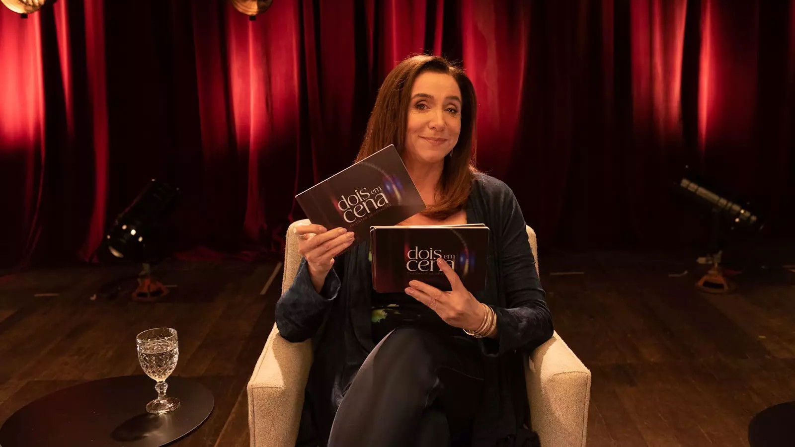 Backdrop for Dois em Cena: Encontro de Gerações