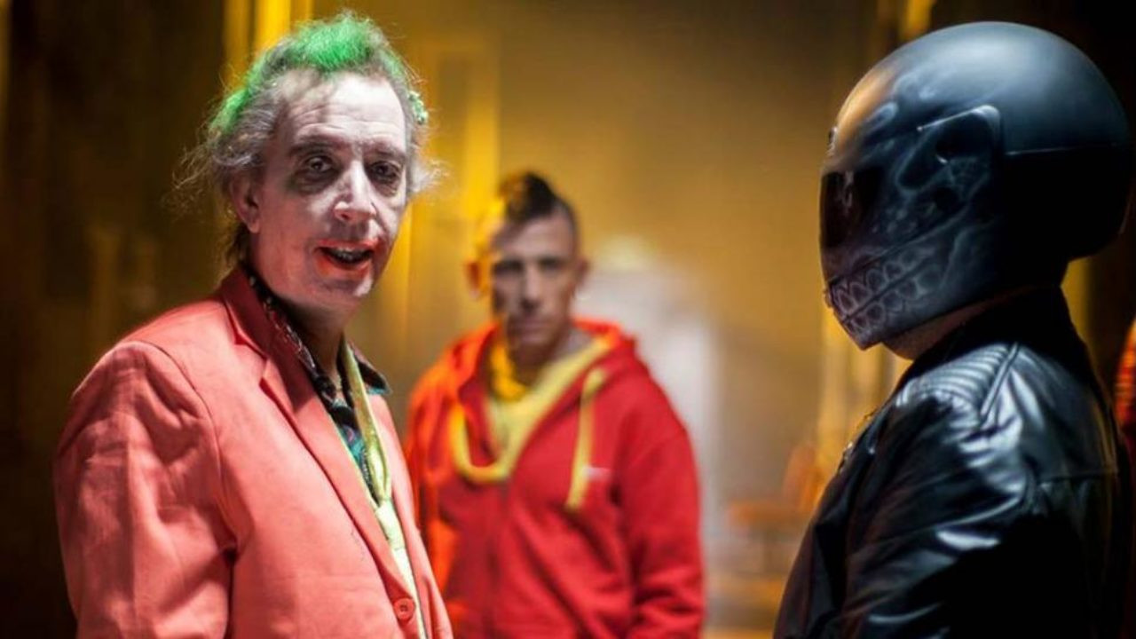 Backdrop for Kryptonita