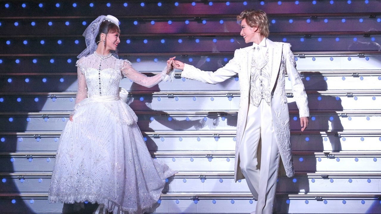 Backdrop for Haikara-san: Here Comes Miss Modern