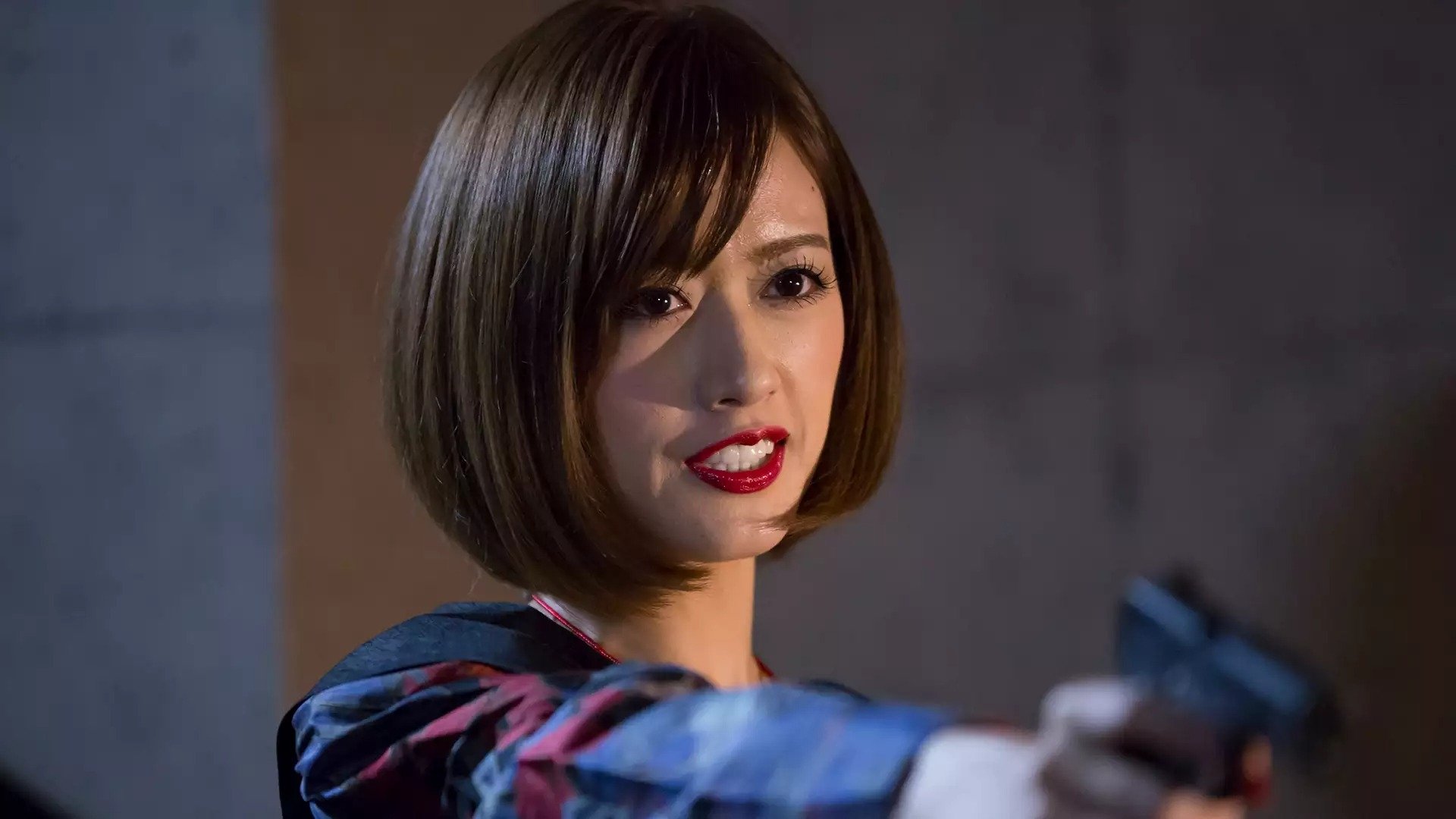 Backdrop for Queen of Dark Gold