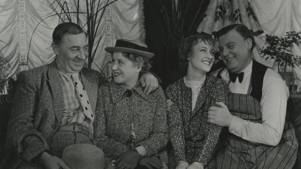 Backdrop for Den mandlige husassistent