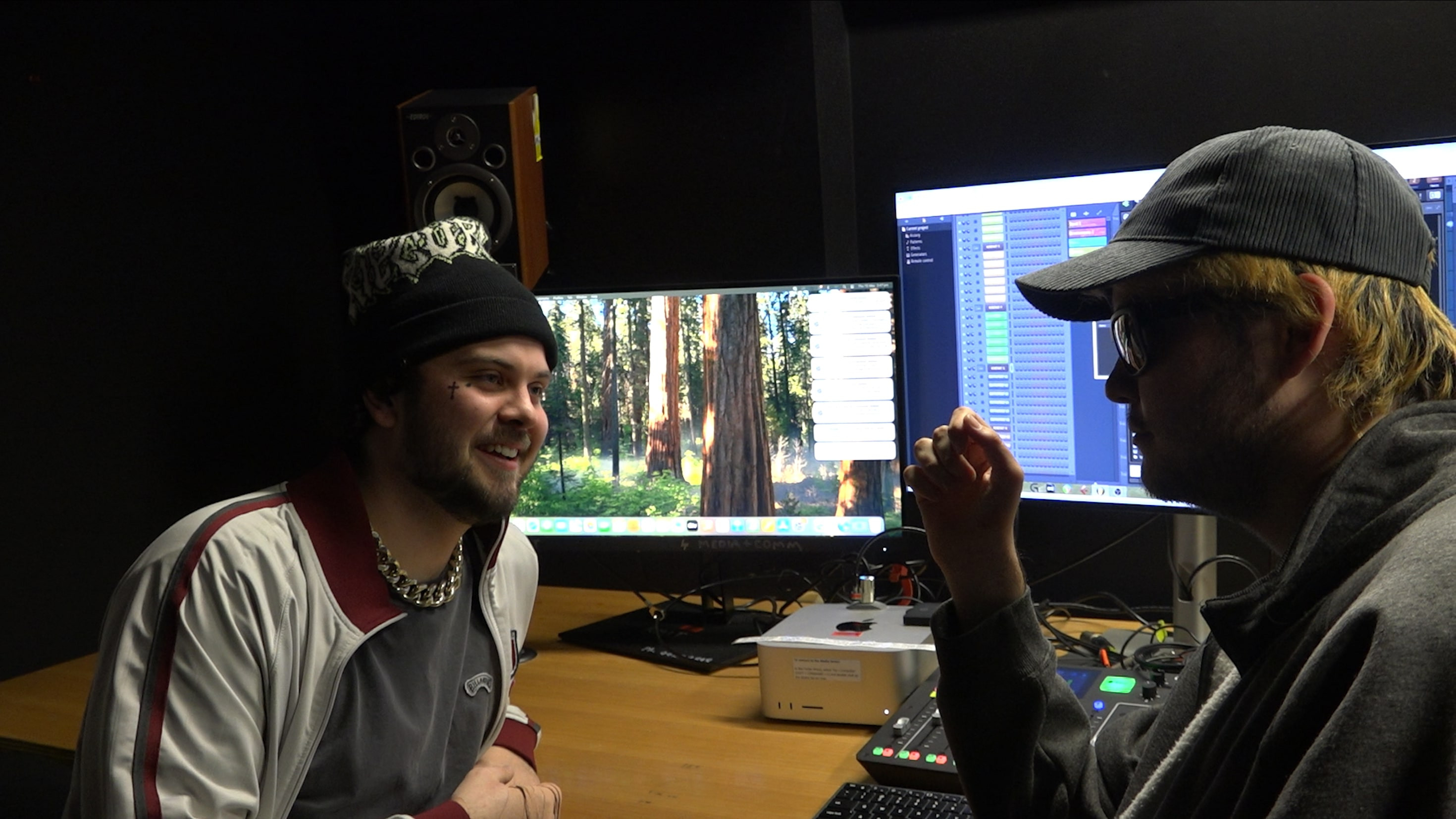 Backdrop for Yung Boi: Ryze of the King