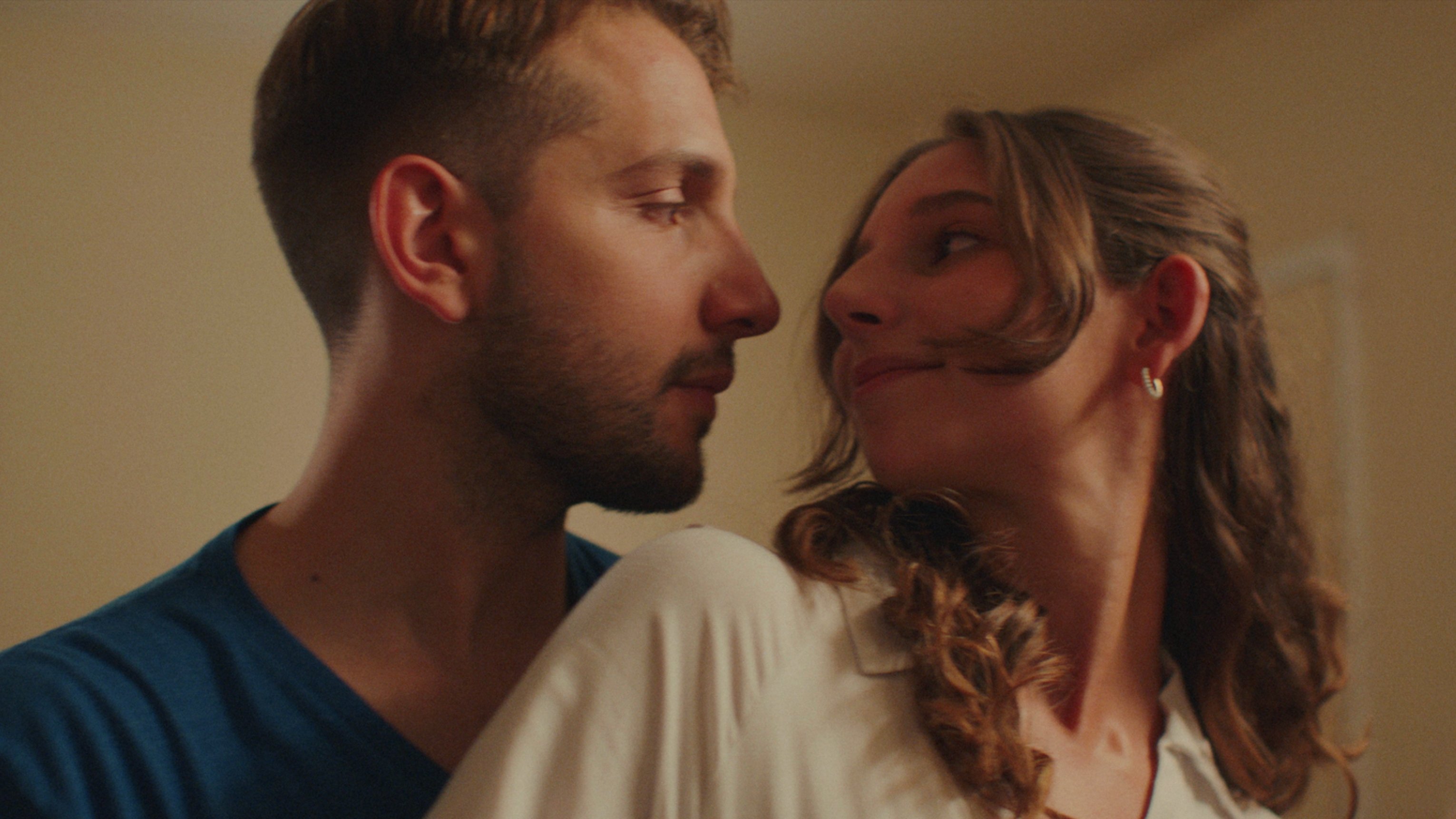 Backdrop for Luna Azul