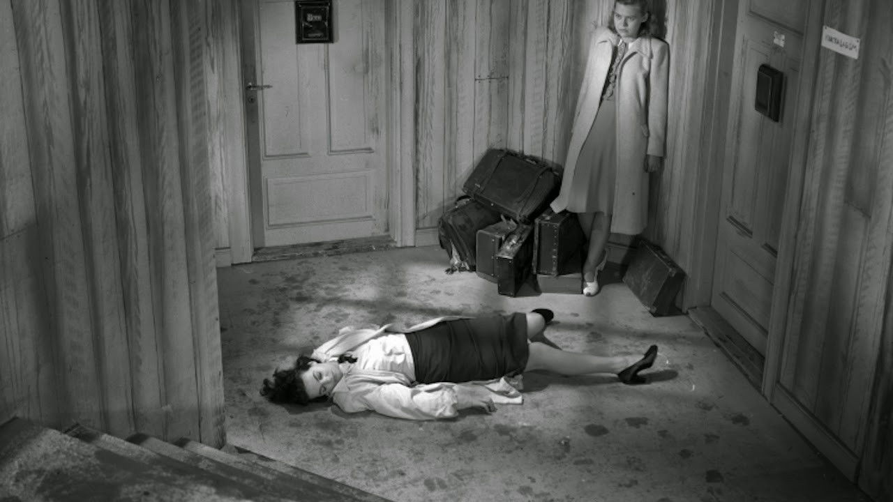 Backdrop for When Darkness Falls