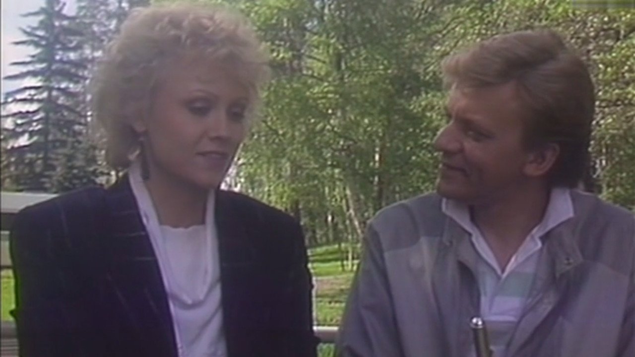 Backdrop for Mikko from Tampere Is Asking for Advice