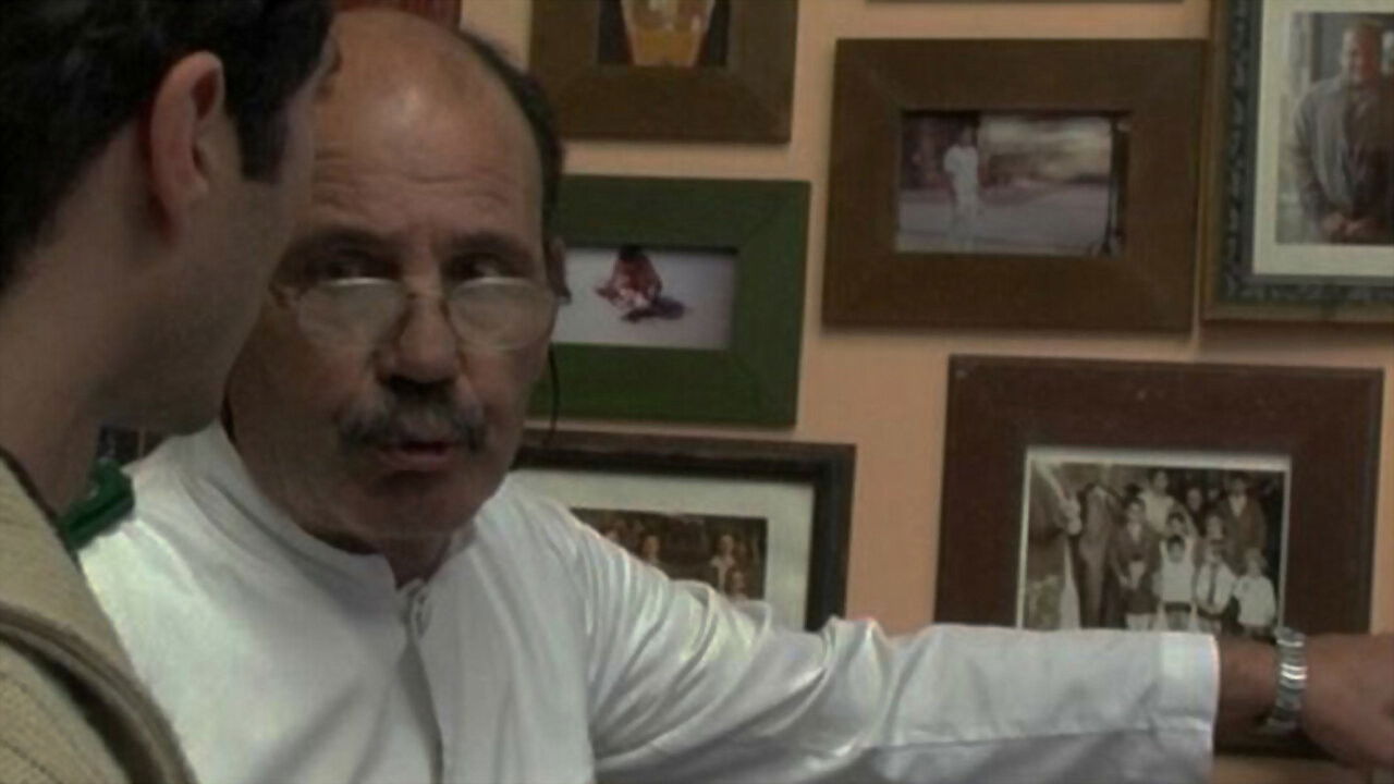 Backdrop for De bares