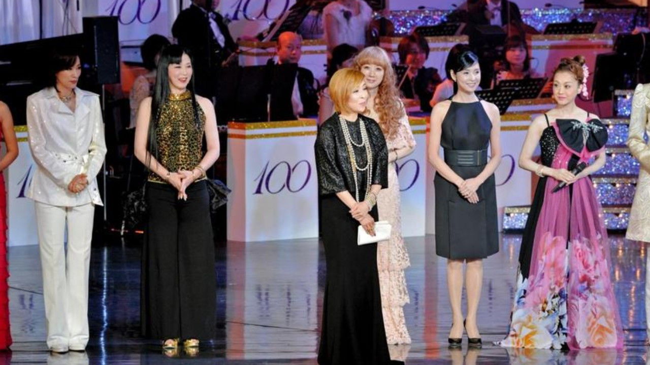 Backdrop for Takarazuka Revue 100th Anniversary Dream Festival