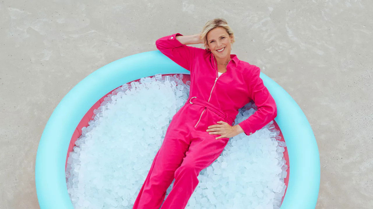 Backdrop for Menopauzia