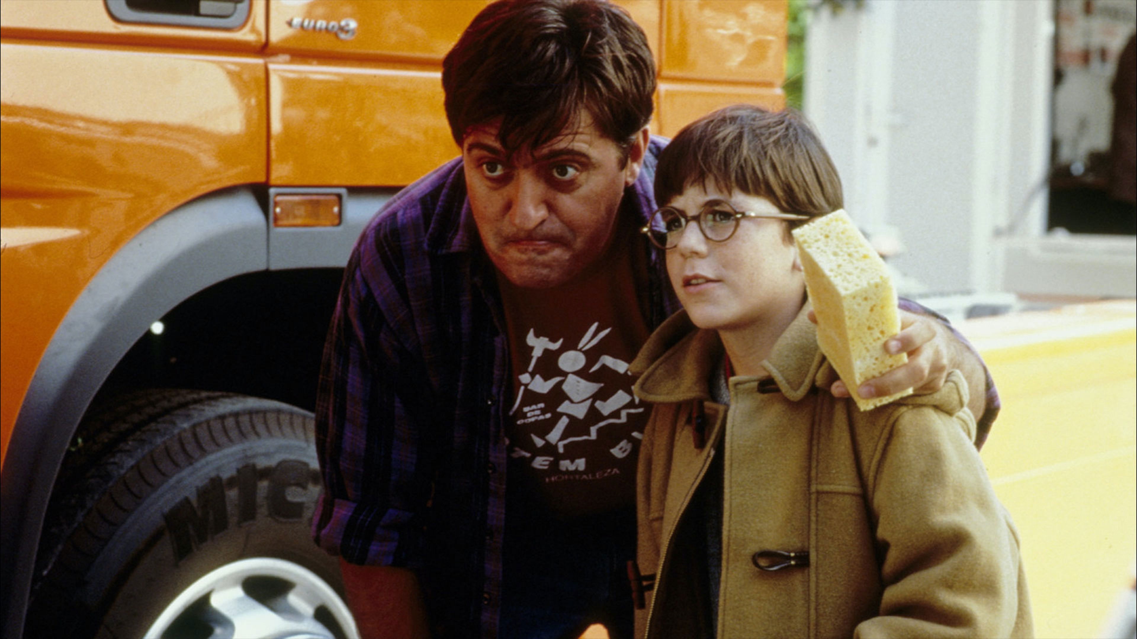 Backdrop for Manolito Four Eyes: The Mischievous Holidays