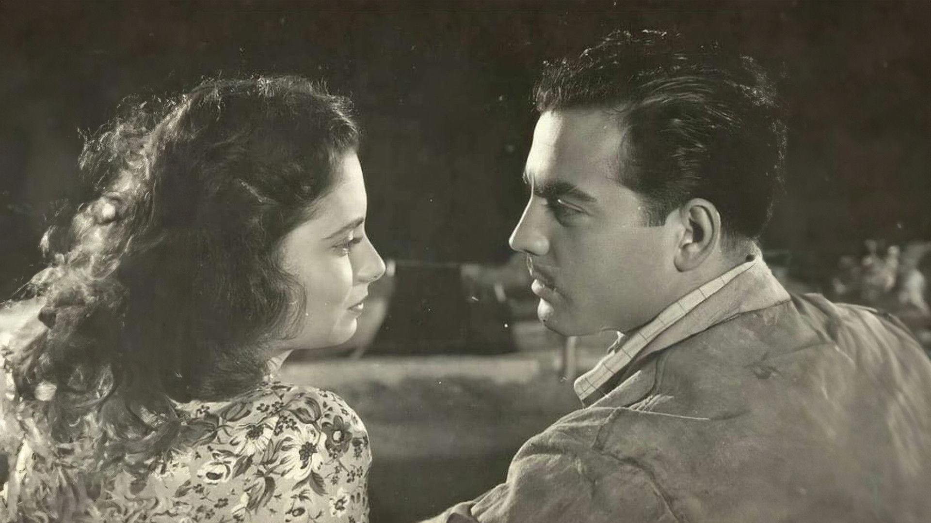 Backdrop for Murderous City