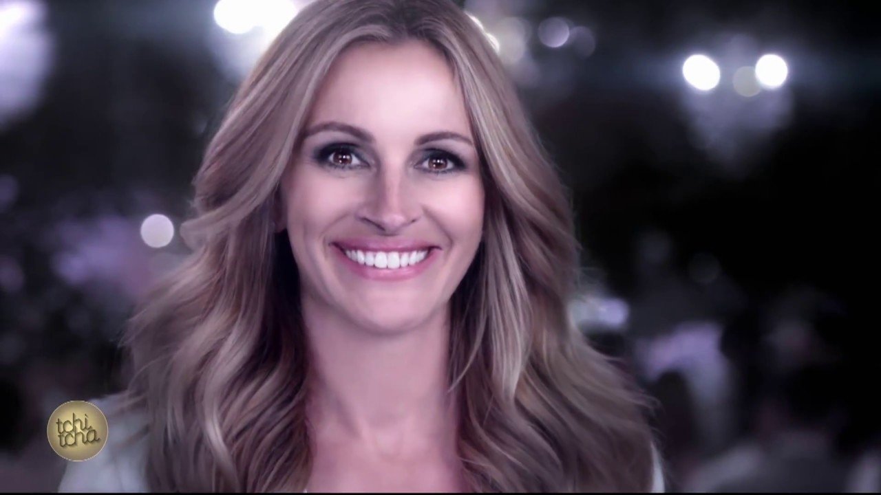 Backdrop for Julia Roberts : Le Coup de foudre d'Hollywood