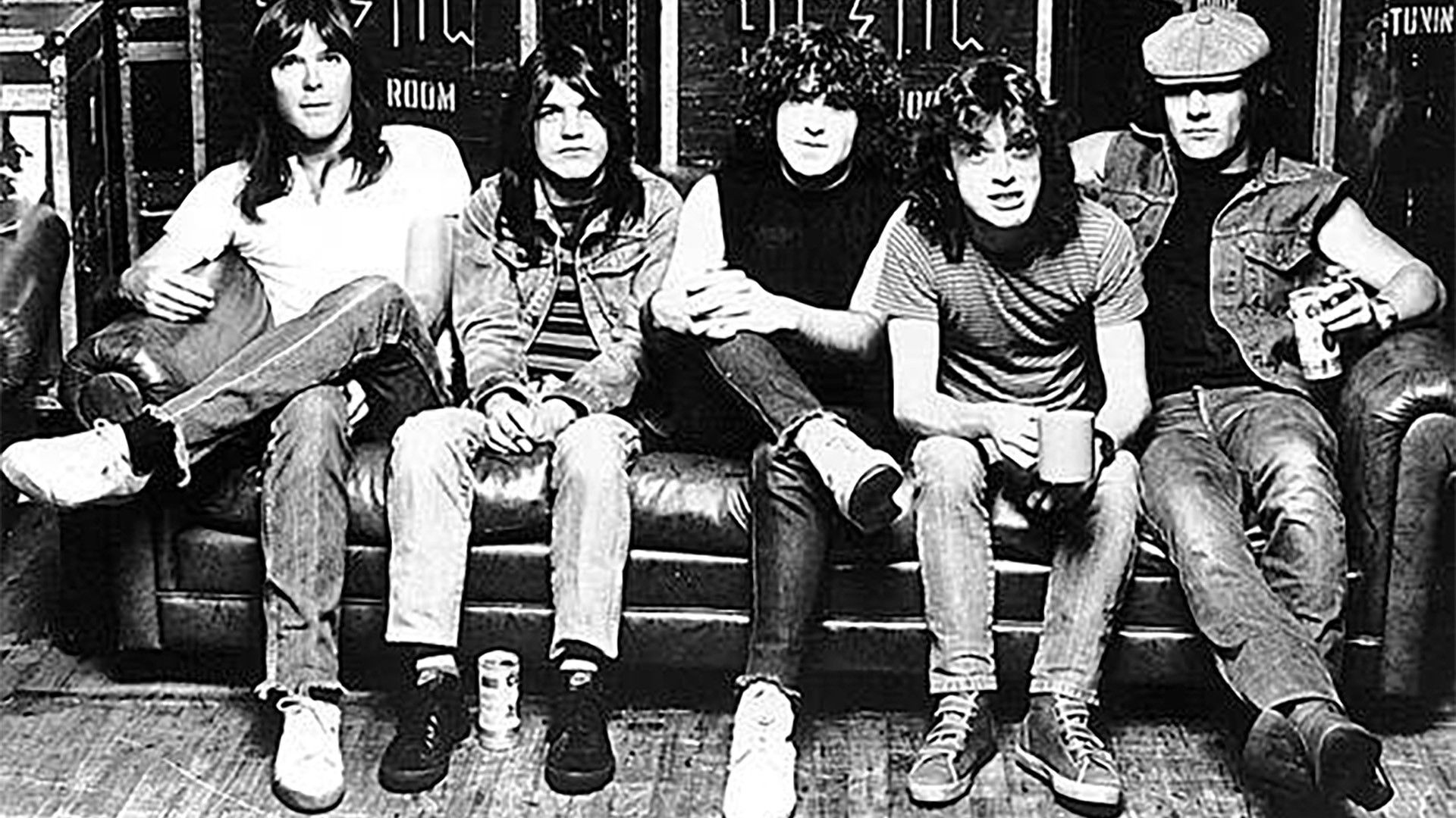 Backdrop for AC/DC Backtracks