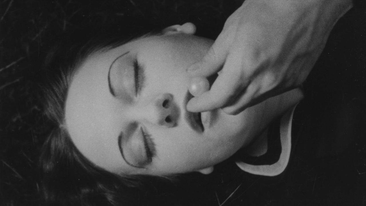 Backdrop for The Pearl