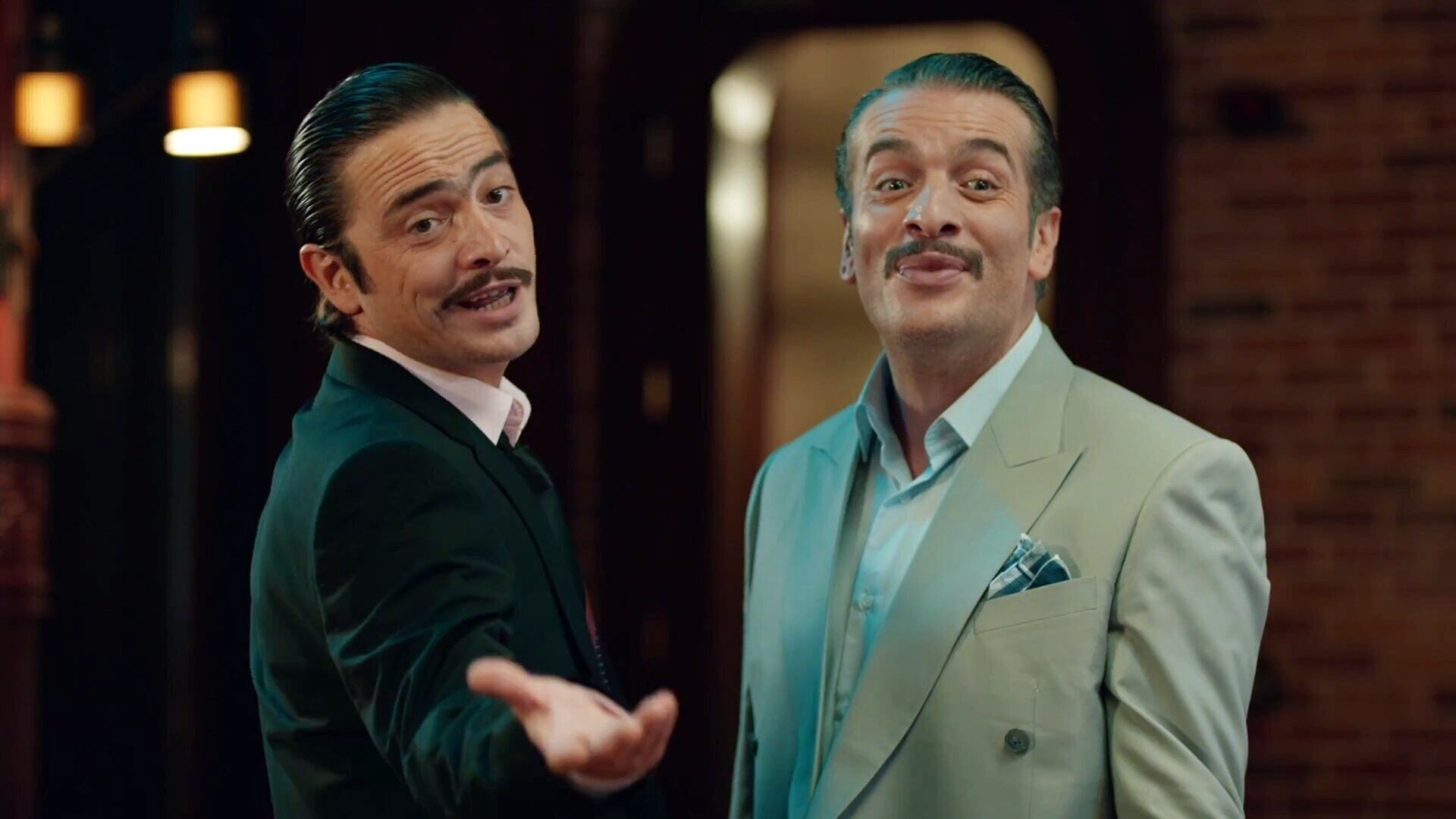 Backdrop for Çalgı Çengi: İkimiz