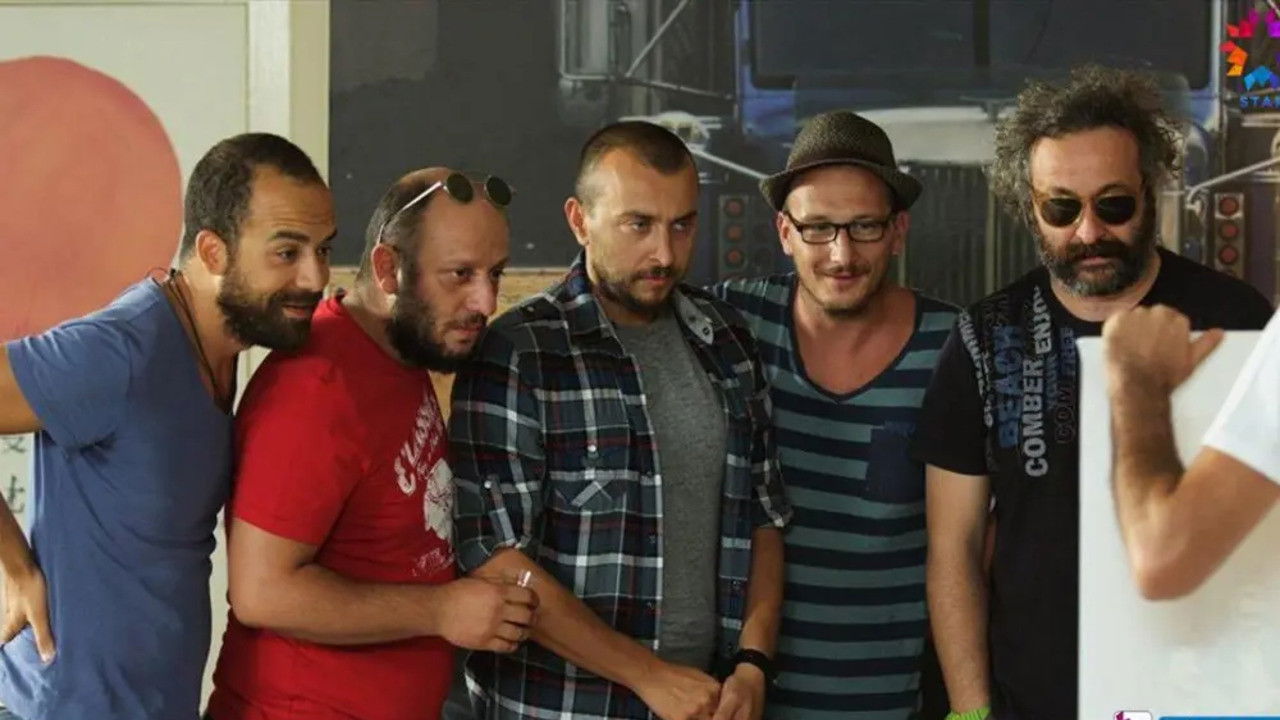 Backdrop for Ben de Özledim