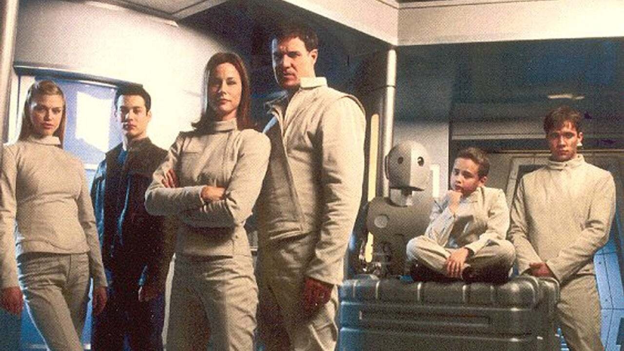 Backdrop for The Robinsons: Lost in Space