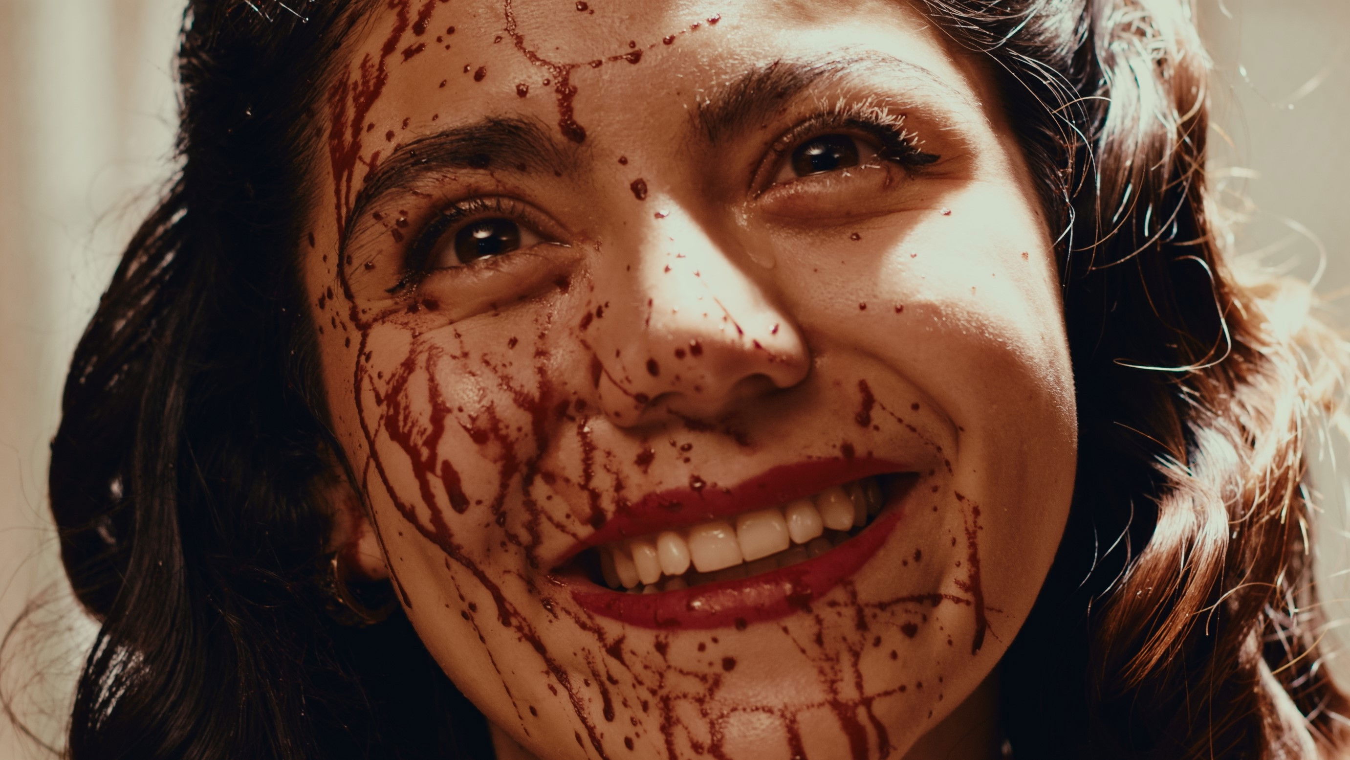 Backdrop for Momentos Divertidos Con La Familia Modelo