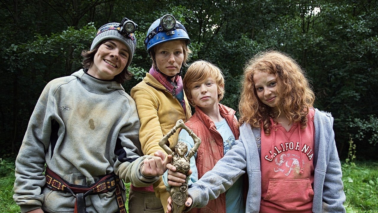 Backdrop for Tajemství dešťového pokladu