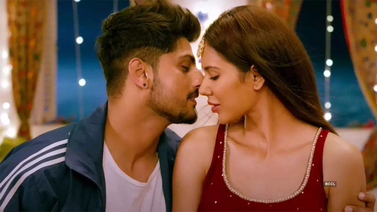 Backdrop for Main Viyah Nahi Karona Tere Naal