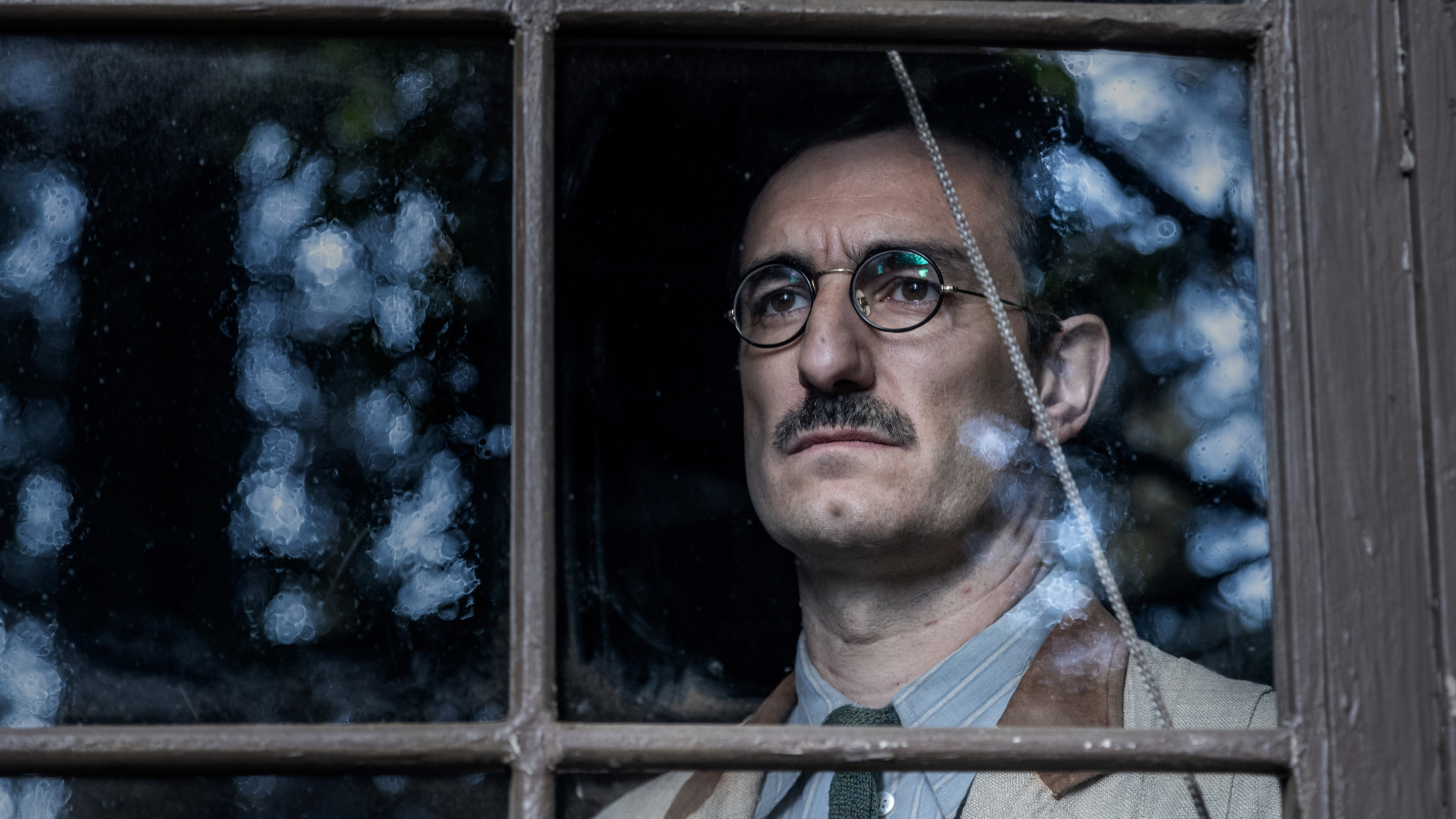 Backdrop for Frontier