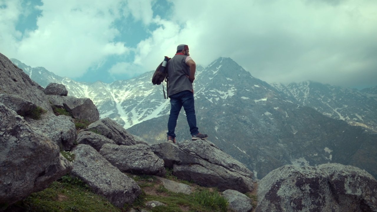 Backdrop for Googly Gumm Hai