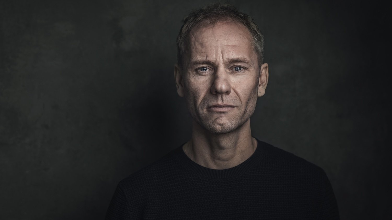 Backdrop for Serious and Organised