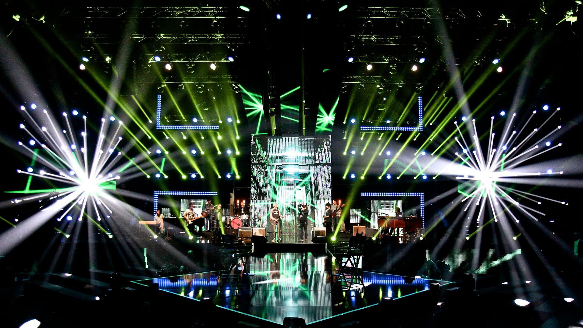 Backdrop for Johnny Hallyday la Soirée Evénement