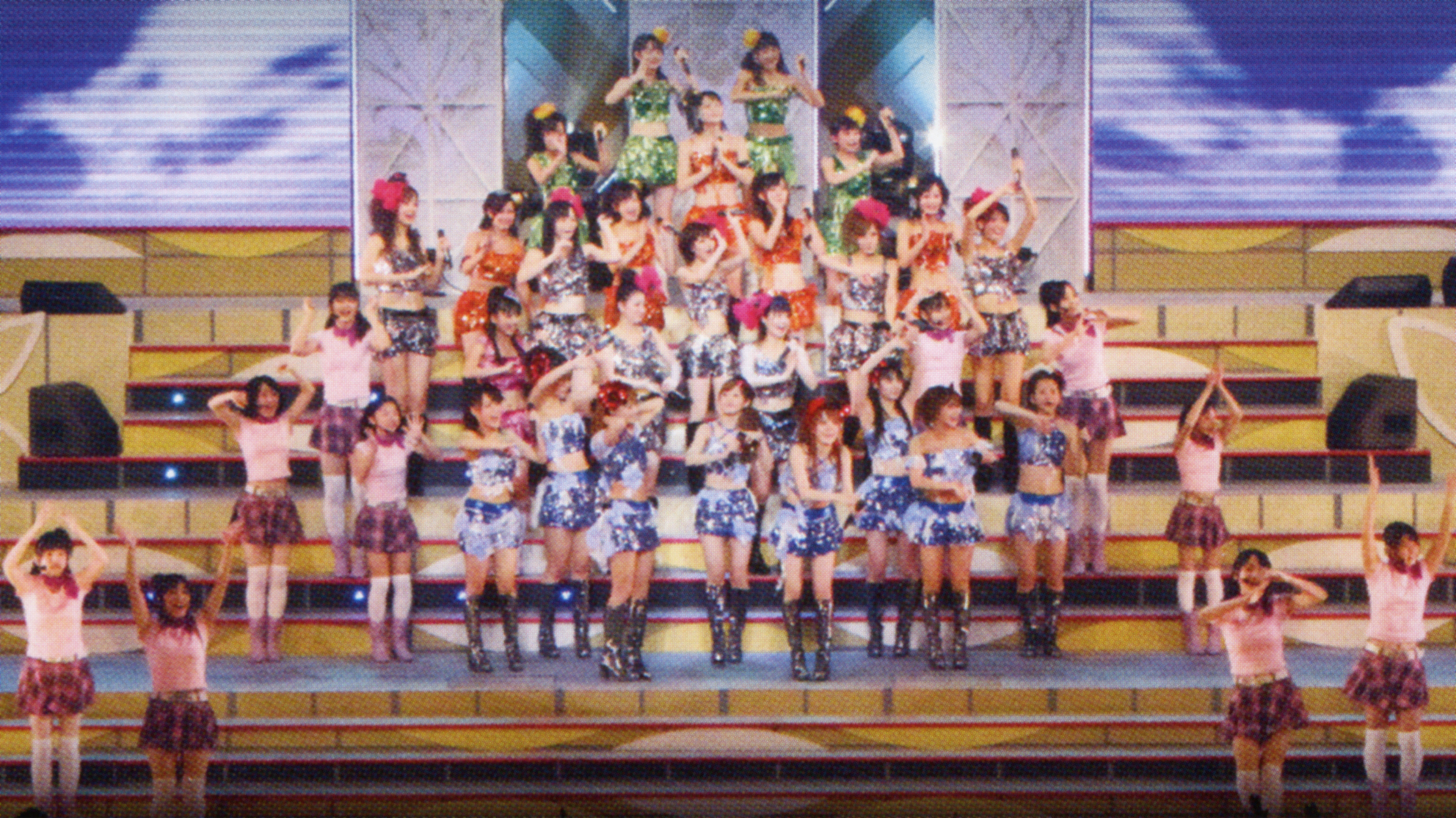 Backdrop for Hello! Project 2010 Winter Kachou Fuugetsu ~Mobekimasu!~