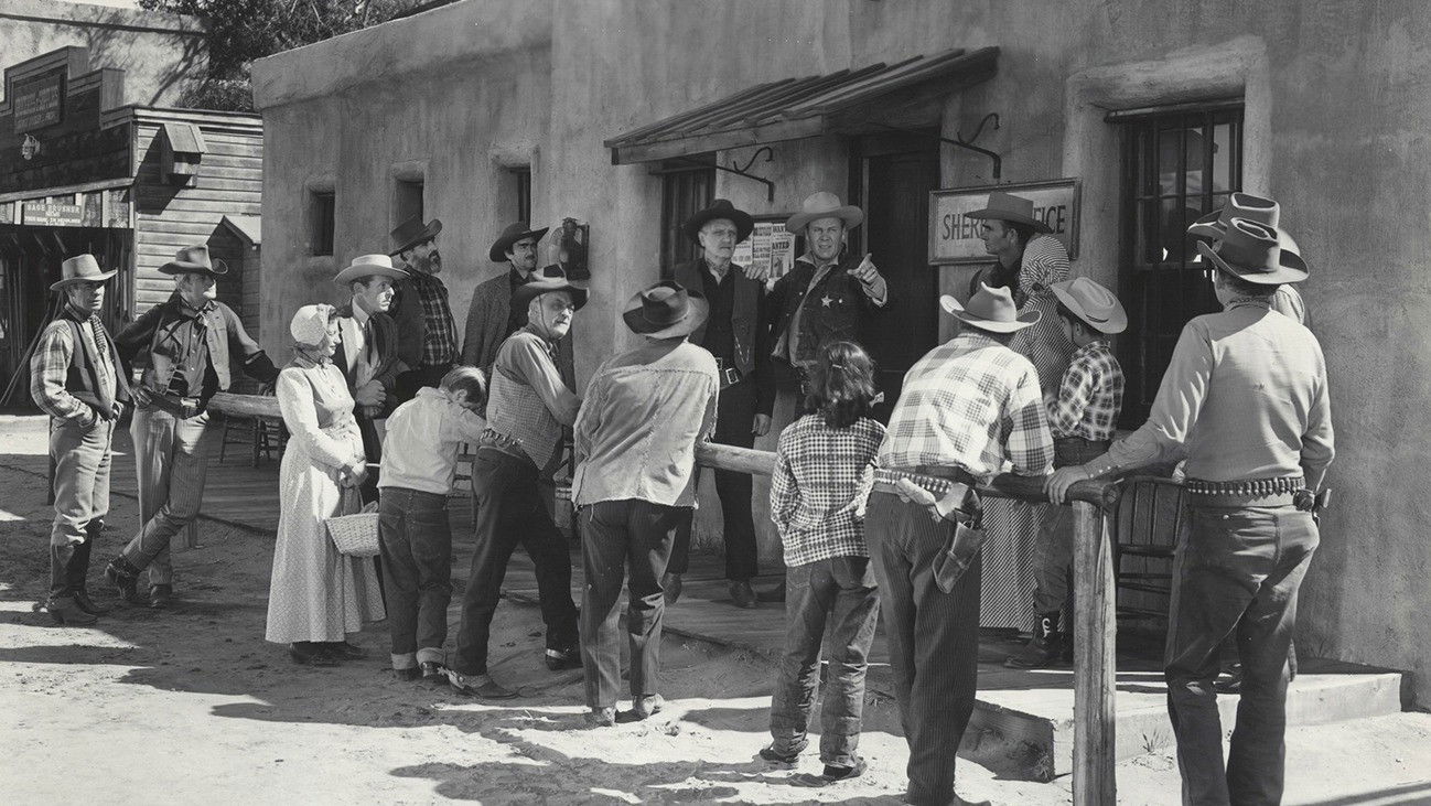 Backdrop for Two Guns and a Badge