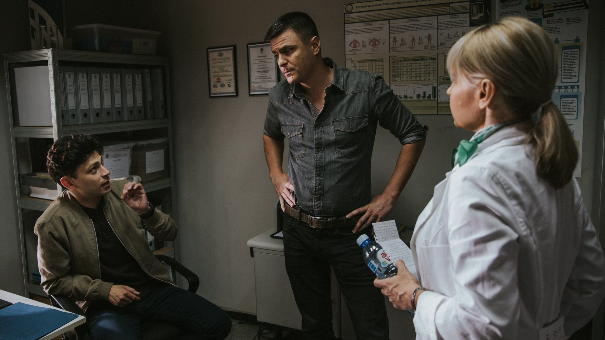 Backdrop for Ubice mog oca