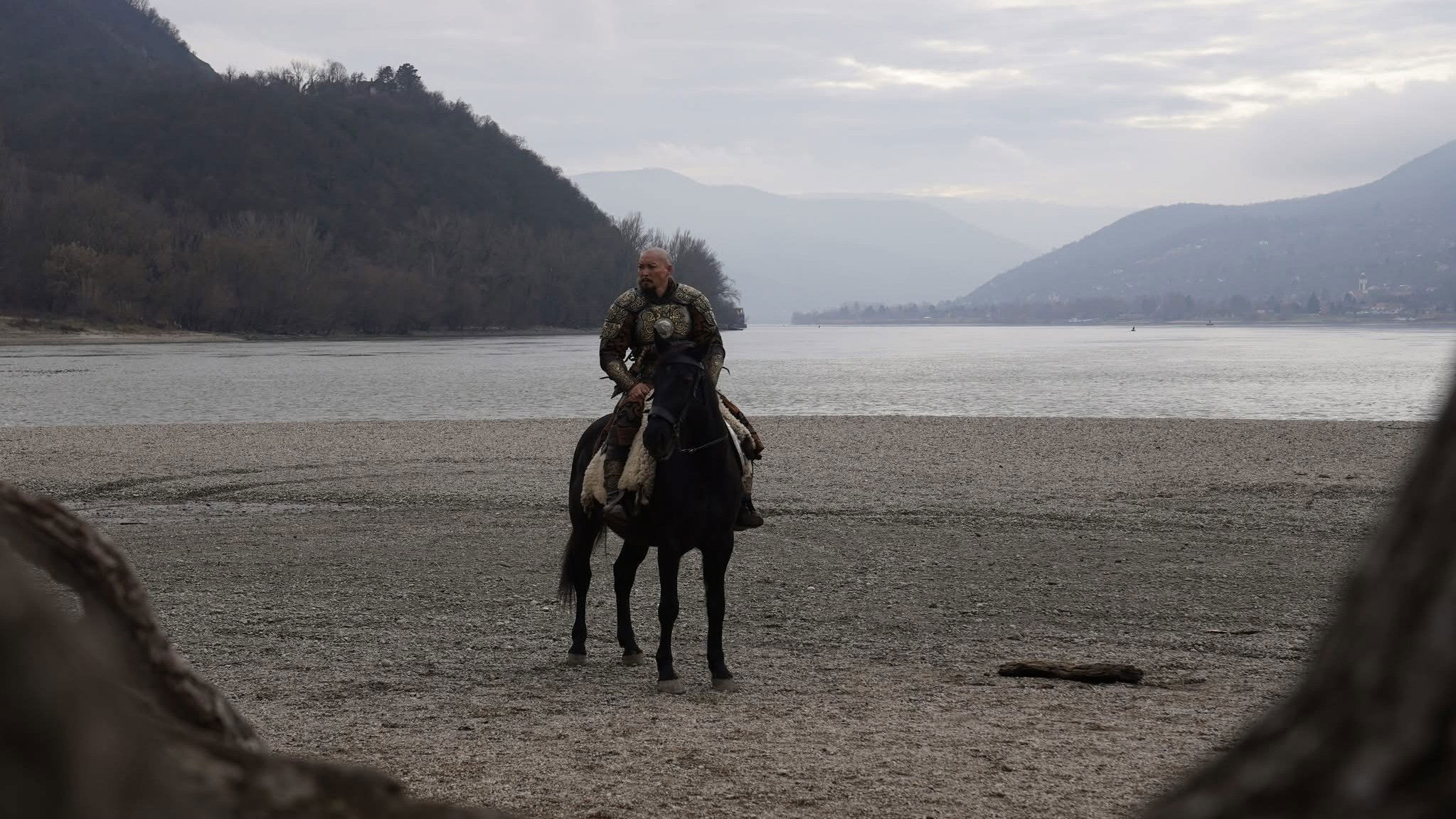 Backdrop for 1242: Gateway to the West