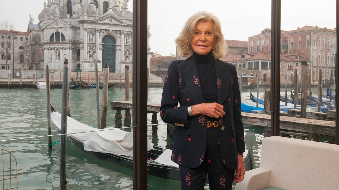 Backdrop for Marina Cicogna - La vita e tutto il resto