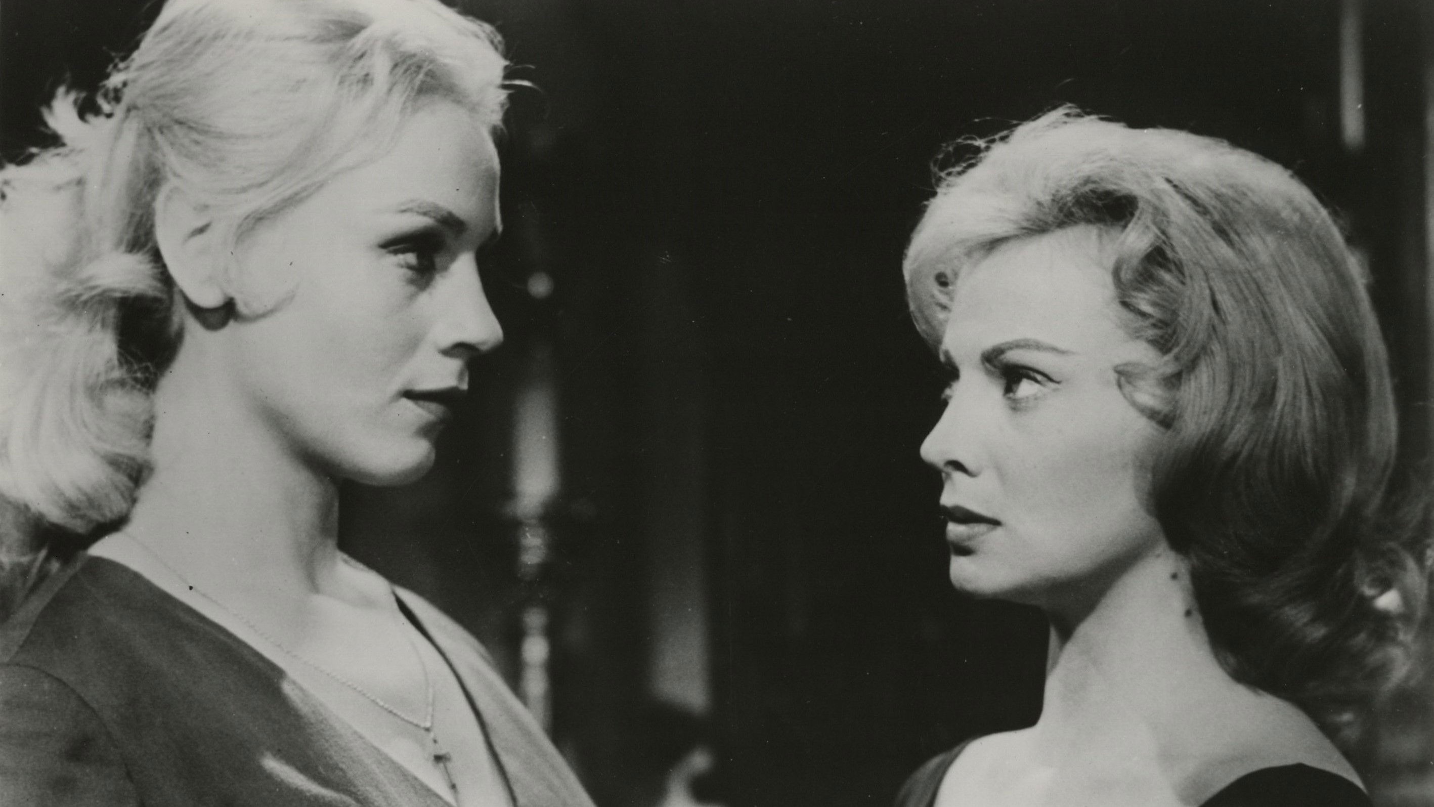 Backdrop for Giovinezza