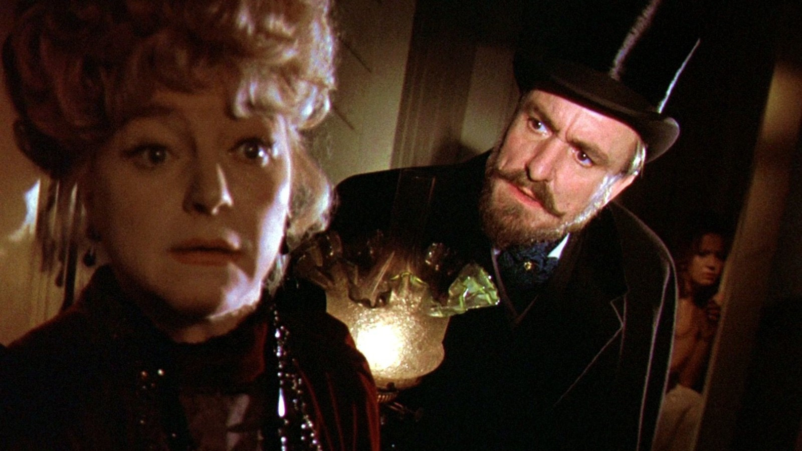 Backdrop for Hands of the Ripper