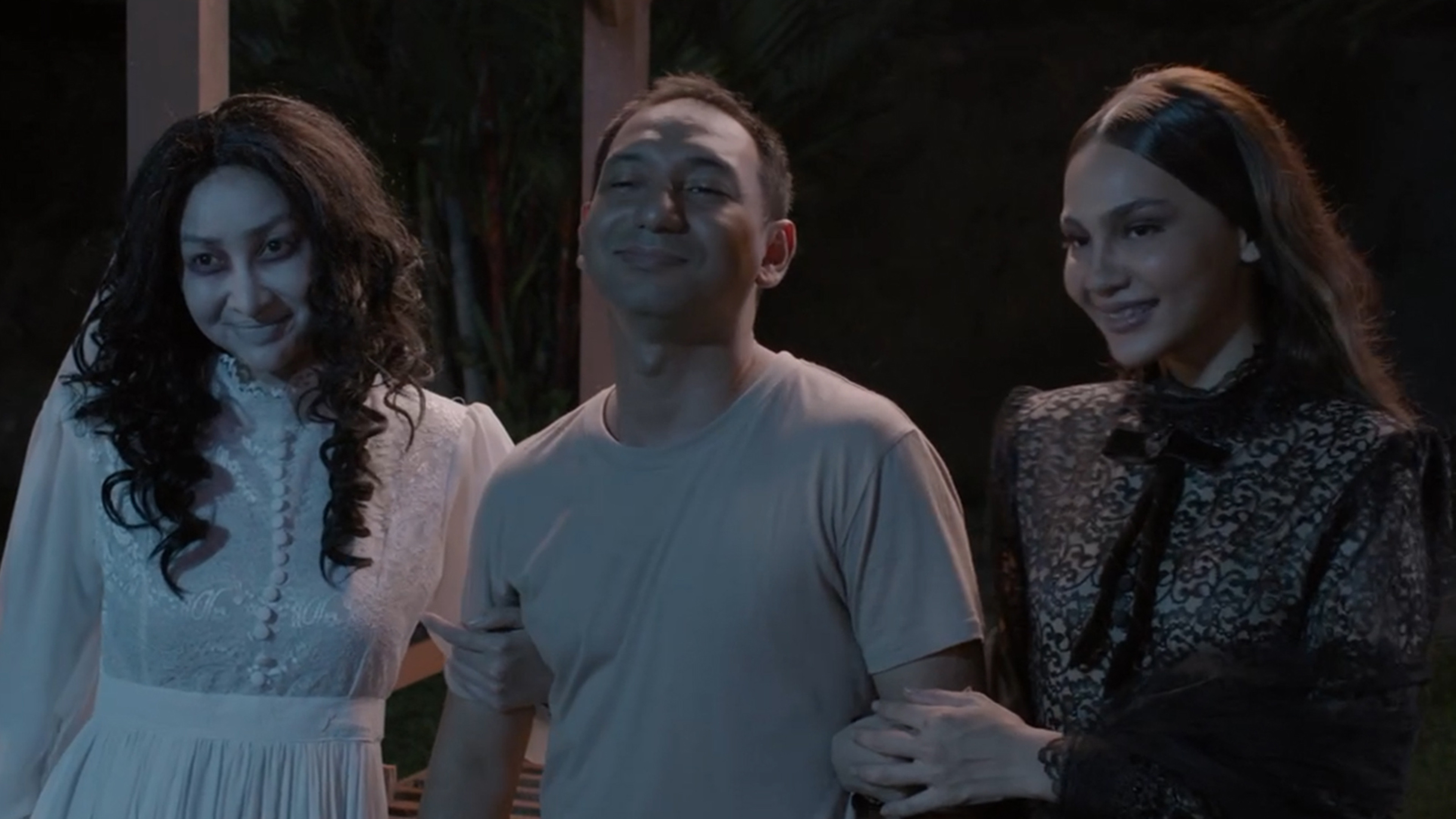 Backdrop for Rumah Madu ku Berhantu