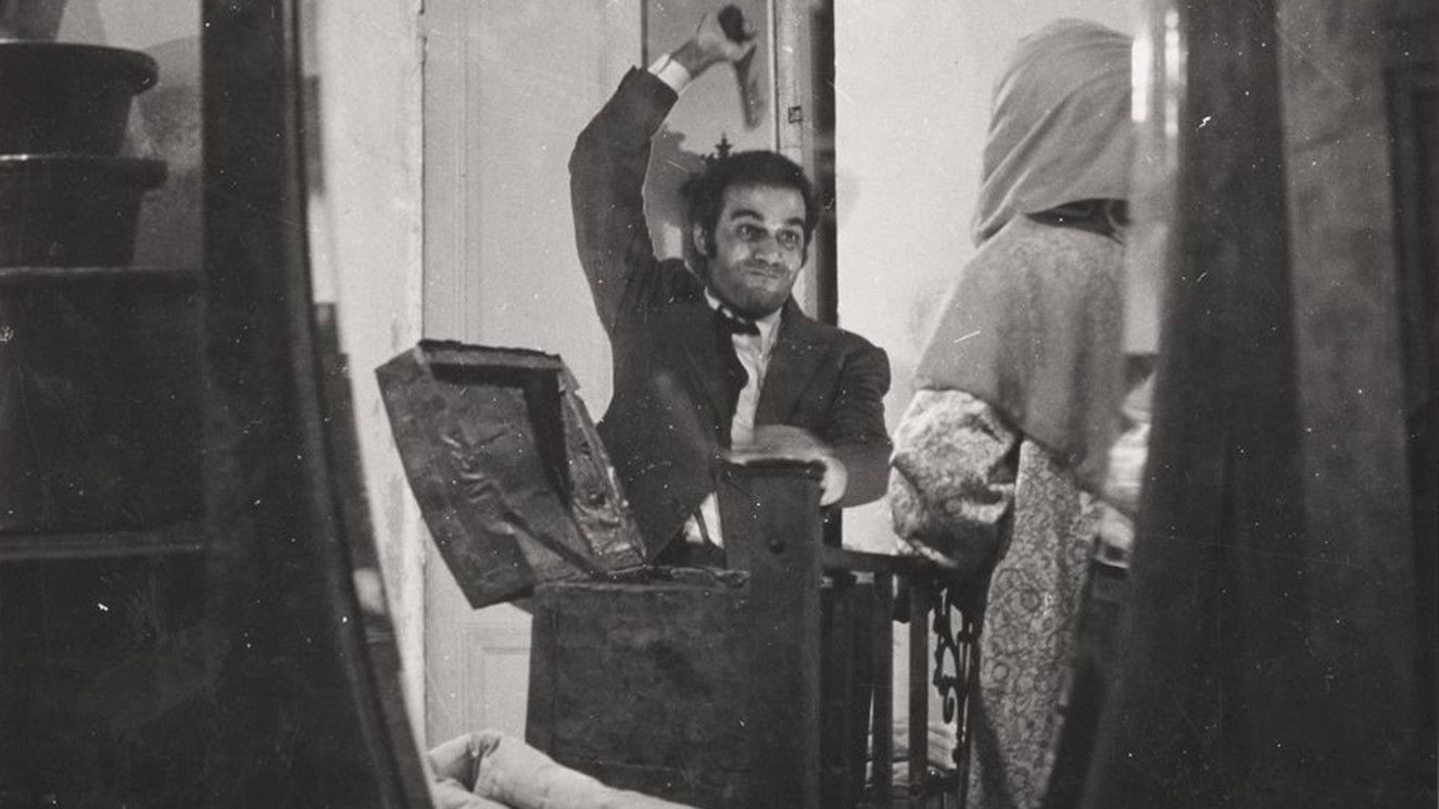 Backdrop for Sonya and the Madman