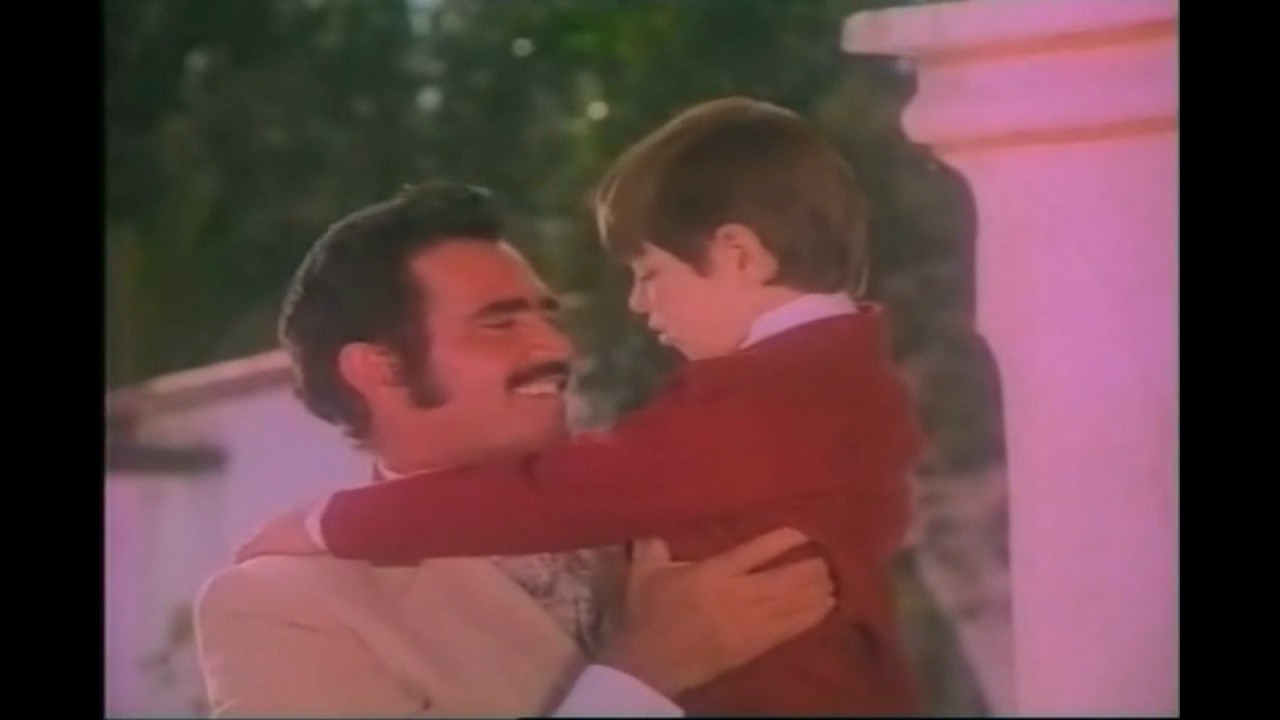 Backdrop for Todo un hombre