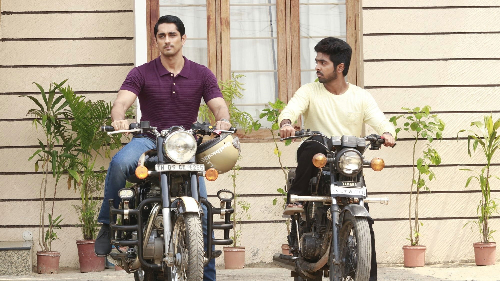 Backdrop for Sivappu Manjal Pachai