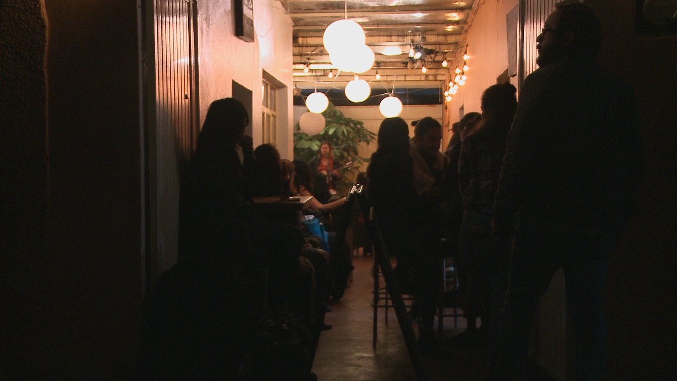 Backdrop for Prosa y verso de una identidad