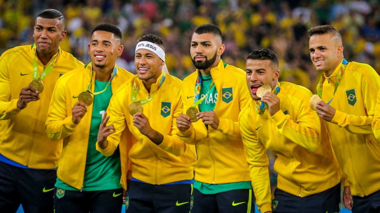 Backdrop for Um Sonho de Ouro