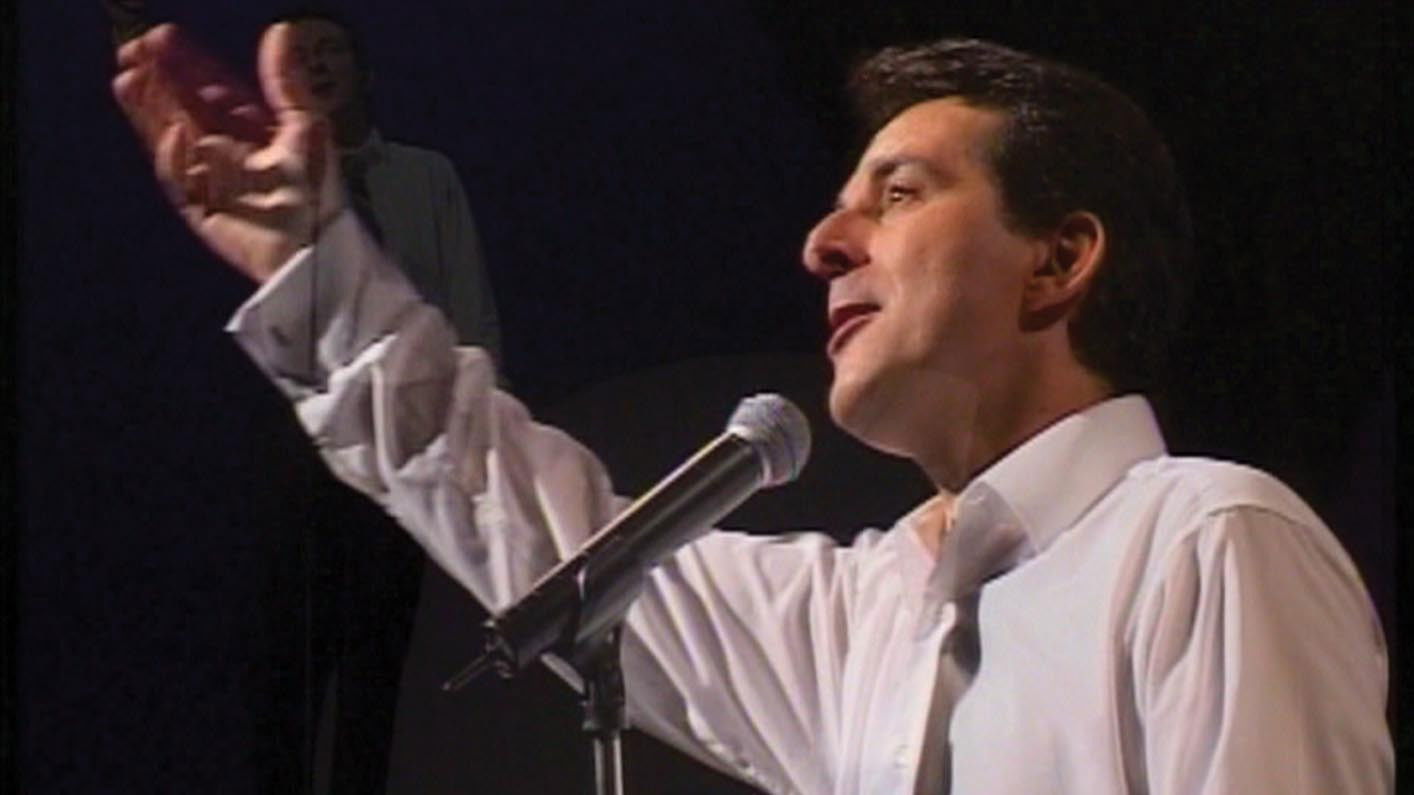 Backdrop for Michel Guidoni - La coupe est pleine... flûte