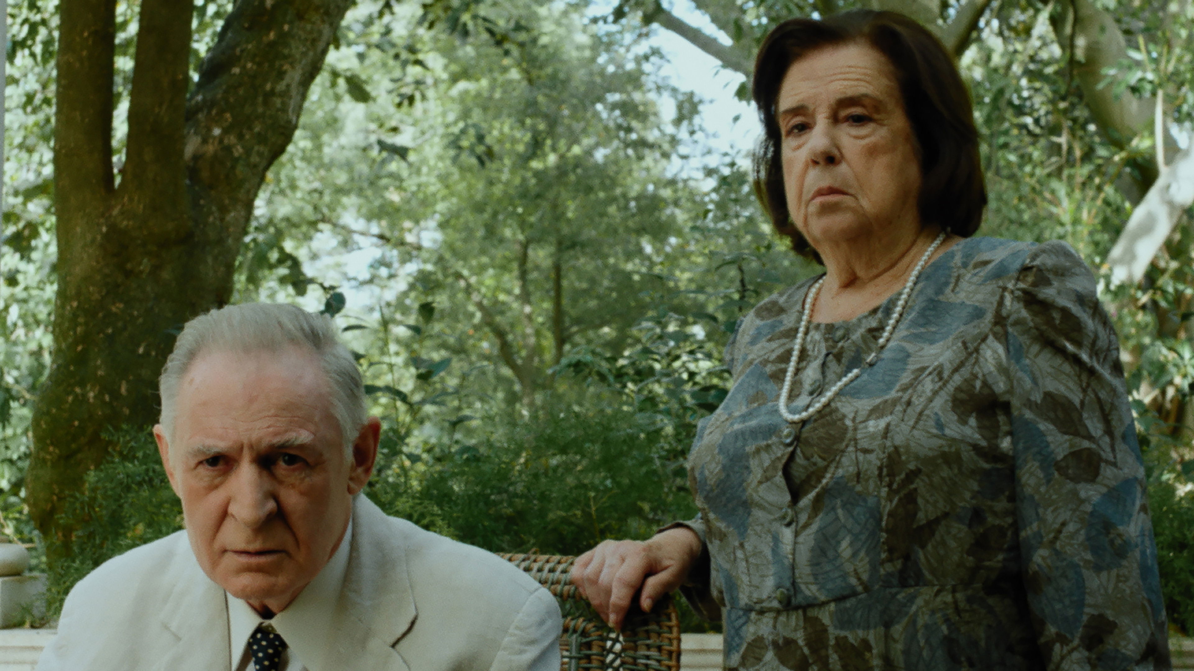 Backdrop for Our Father – The Last Days of a Dictator