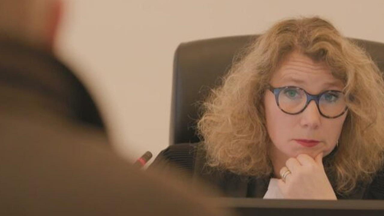 Backdrop for Je vais te tuer